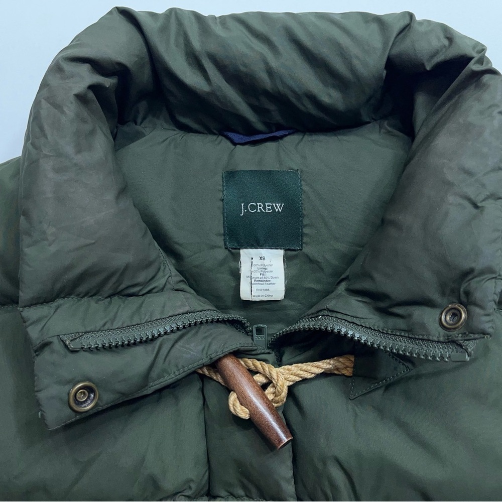 J. Crew Down Puffer Vest Womens Size XS Olive Green Full Zip Casual Preppy - Picture 3 of 13